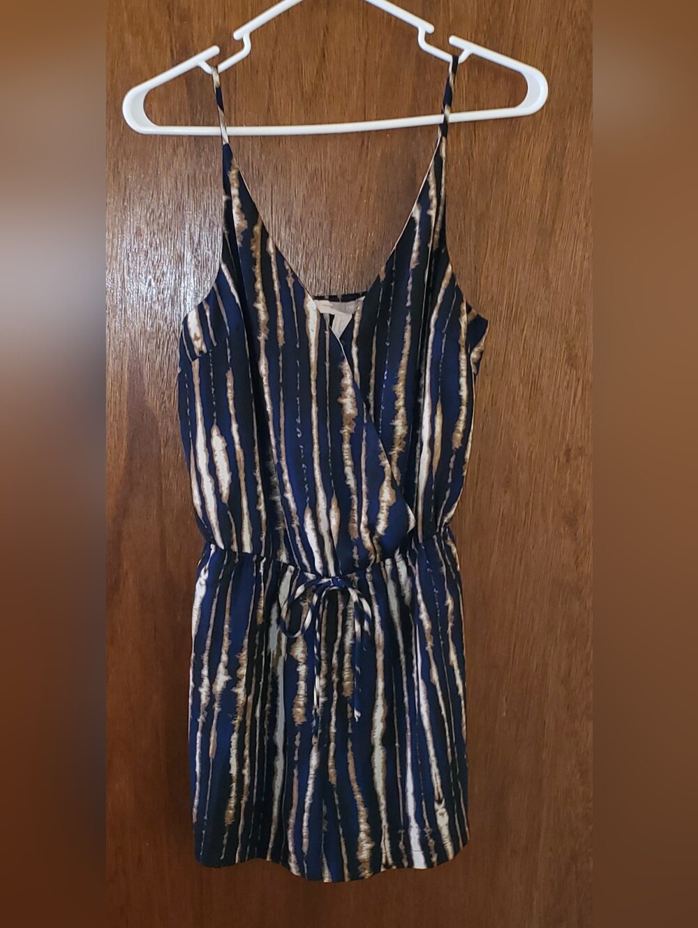 Forever 21 Navy & Cream Striped Tie-Waist Shorts Romper Sz Small